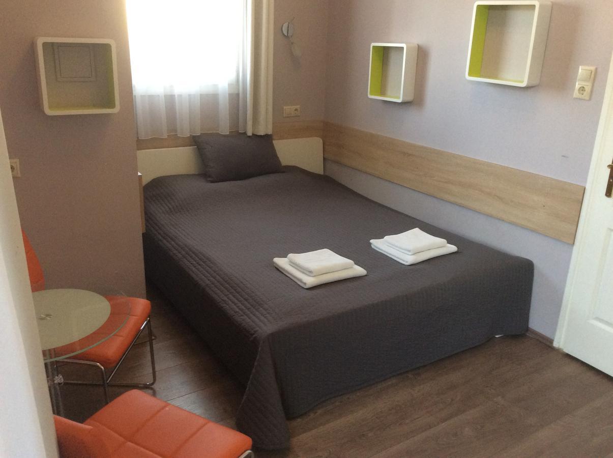 Two Couples Apartment, Budapest